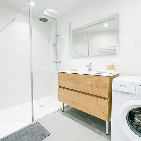 #gz Elegance In Air-conditioned Grenoble
